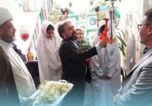 مراسم نواخته شدن زنگ انقلاب و آیین میهمانی لالهها در نمین برگزار شد.